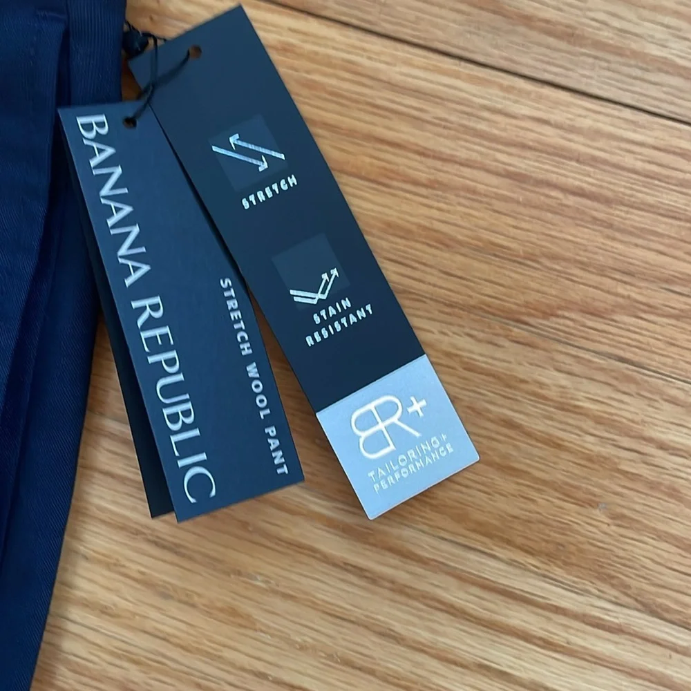 Banana Republic Tapered‎ Italian Wool Perfect Pant size 34/32 Navy B13